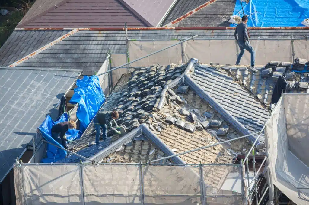 Roof Repair in Los Angeles